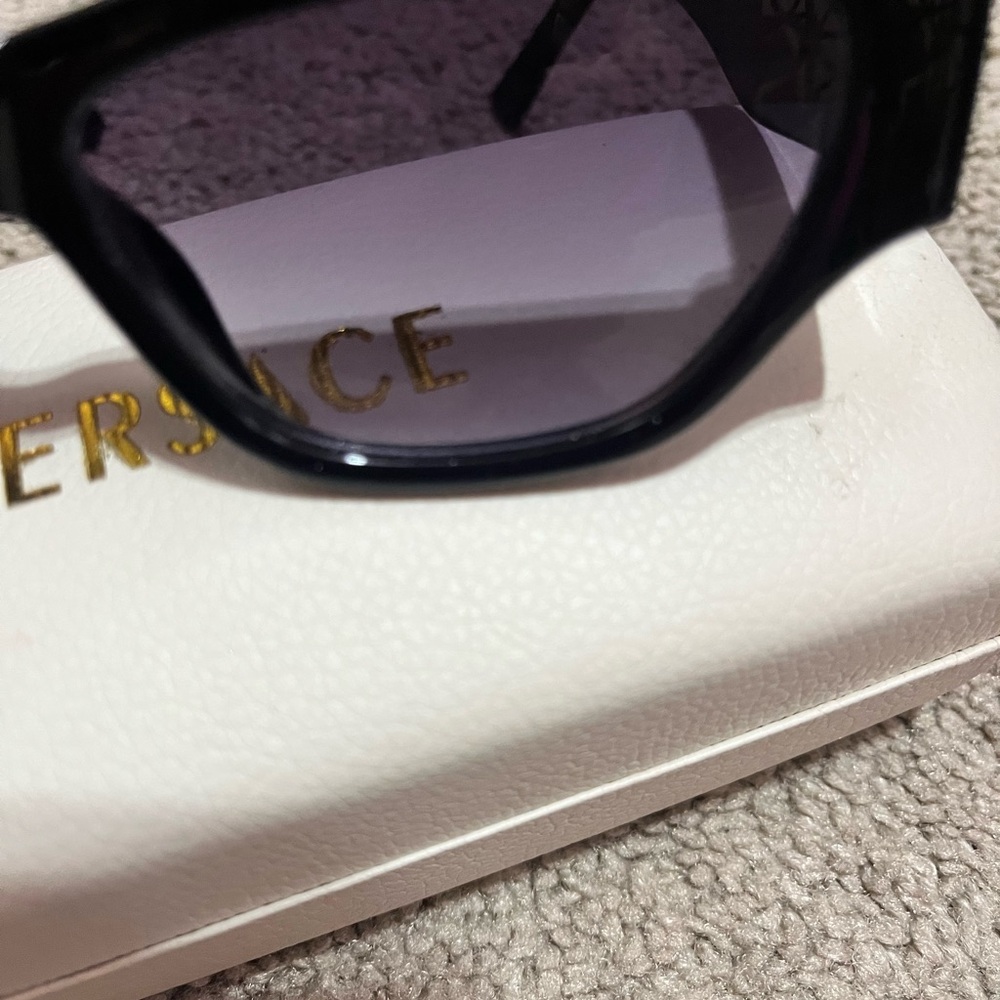 Sold on other site women’s V sunglasses black square designer fashion - Picture 4 of 9